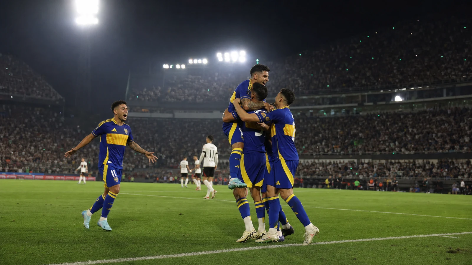 Futbolistas de Boca celebran un gol durante la goleada ante Deportivo Recoleta en Asunción