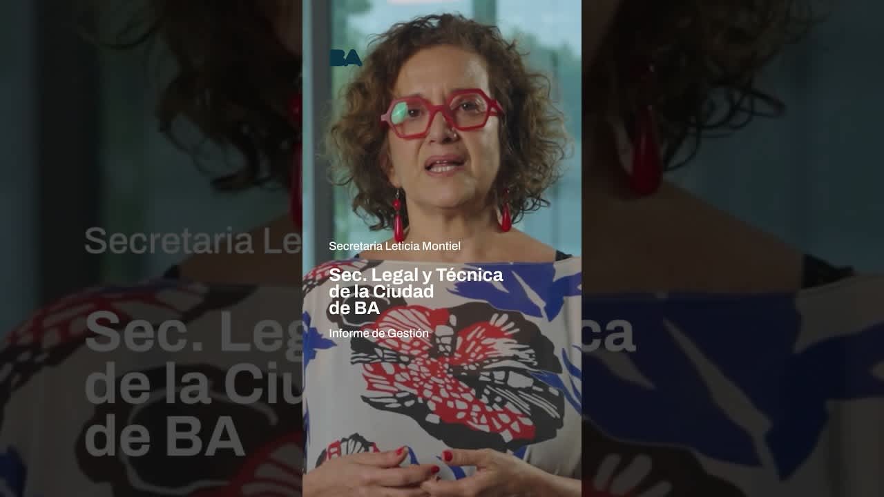 Leticia Montiel durante la presentación del informe de gestión de la Secretaría Legal y Técnica