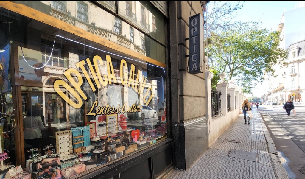 Fachada exterior de Optica Galilei