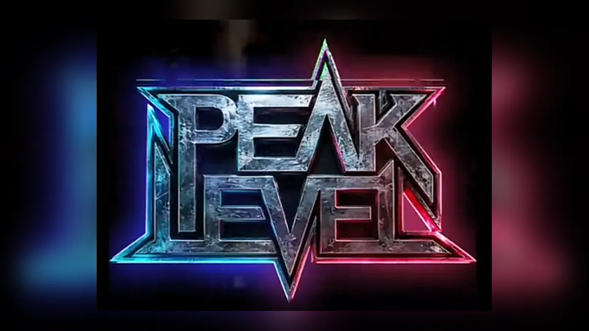 Logotipo metálico de Peak Level iluminado en azul y rojo